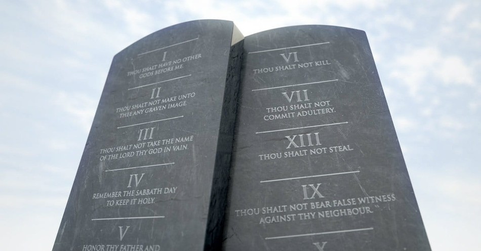 What are the 10 Commandments? List, Origin, and Bible Meaning